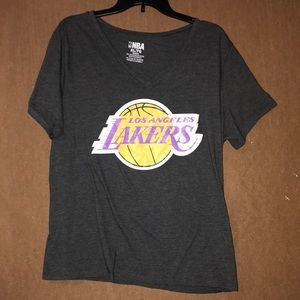 🟡NBA LAKERS WOMENS TOP SIZE XL